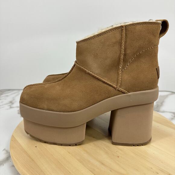 UGG New Heights Platform Mini Boot Womens 9 Hickory Chunky Y2K Style Shearling - Picture 2 of 10